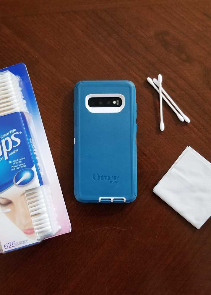 clean phone lens with toothpaste